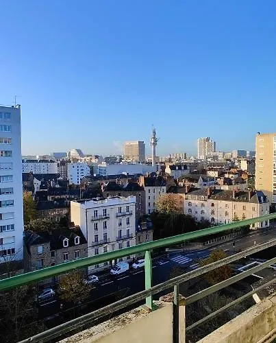 Studio-Centre-Thabor-Balcon-1 Personne