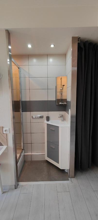 Studio-centre-thabor-balcon-1 Personne Rennes